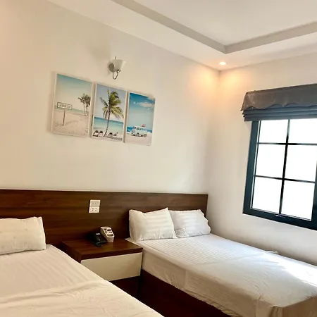 Praha Halong Hotel